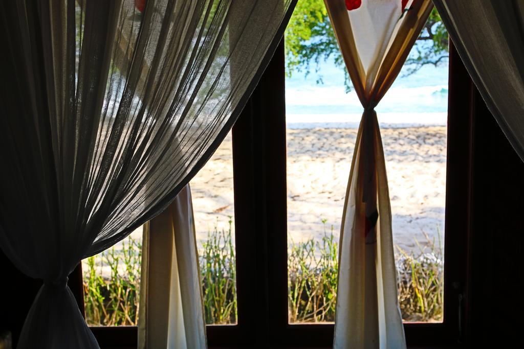 Biru Meno Beach Bungalows Gili Meno Chambre photo